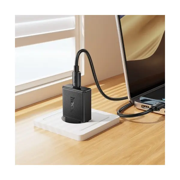 МЕРЕЖЕВИЙ ЗАРЯДНИЙ ПРИСТРІЙ HOCO N72 SPEED SINGLE-PORT PD20W ULTRA-THIN CHARGER (EU, ЧОРНИЙ